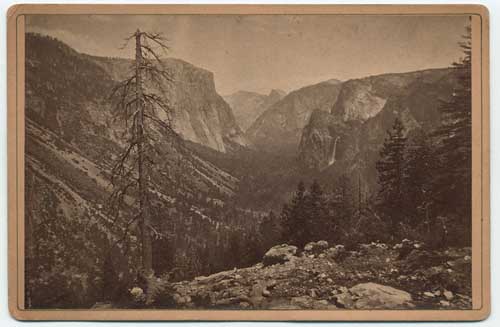 Unnumbered View - The Yosemite Valley from the Mariposa Trail